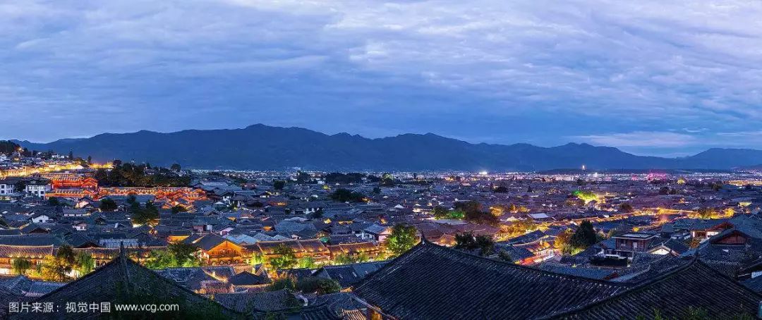 彩云之南，云南生态宝库与民族风情之旅